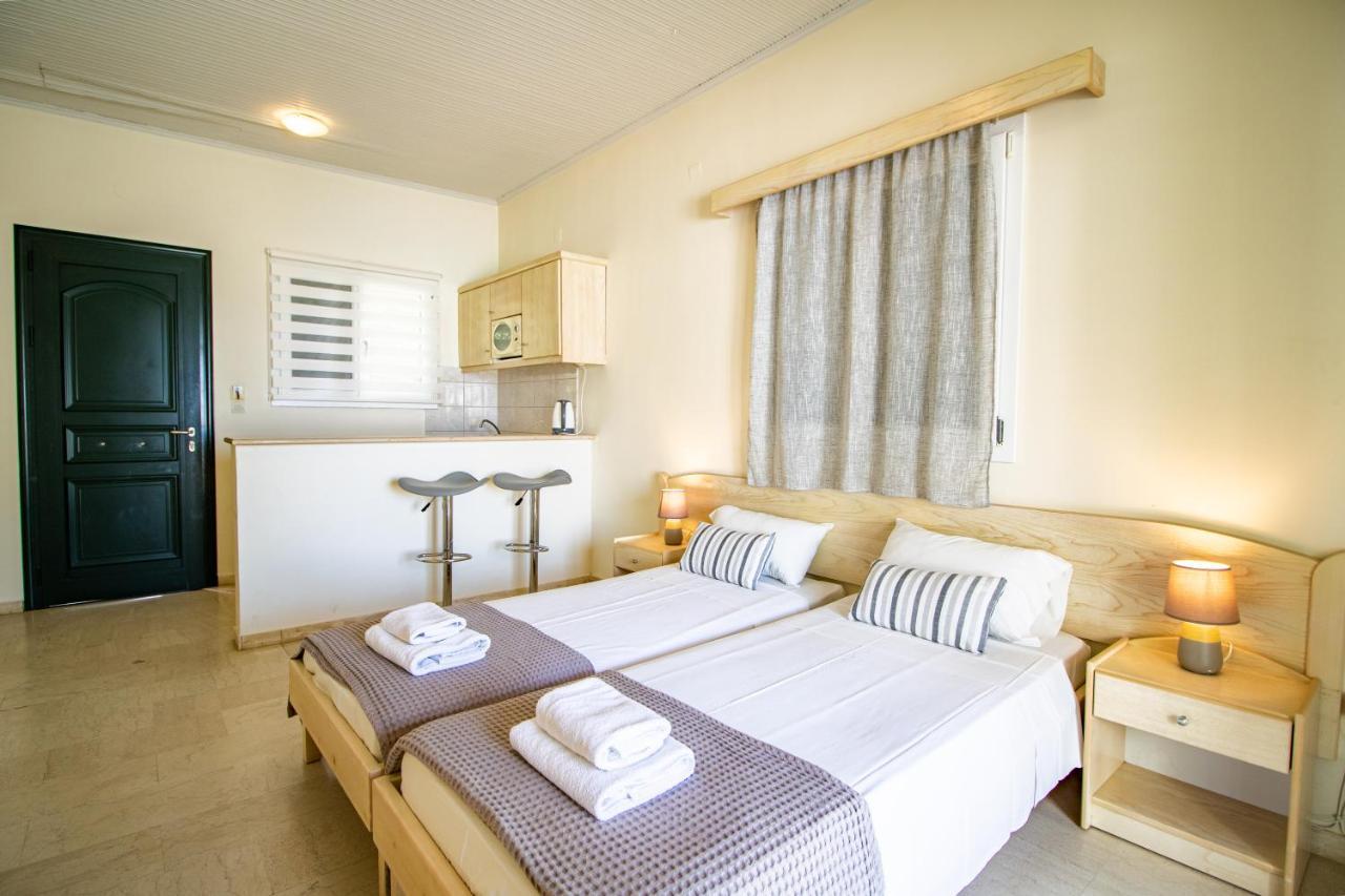 Sunrose Beach Aparthotel Acharavi  Exterior photo